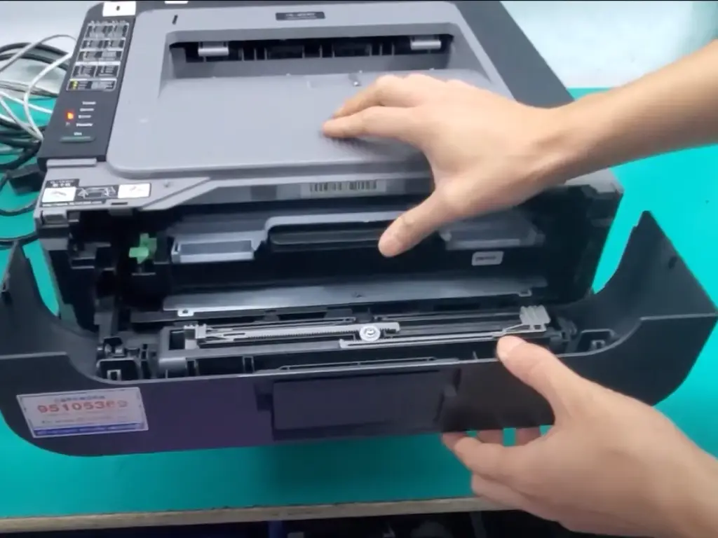 where to put cartridge in the printer